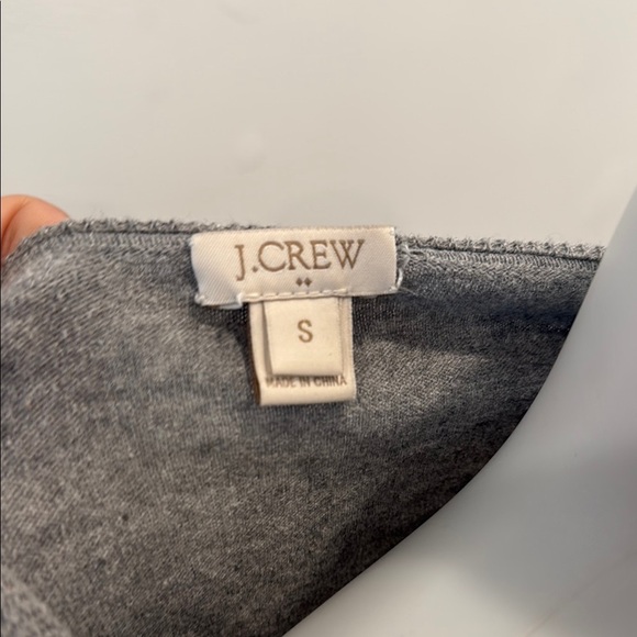 J Crew Factory Small Gray V-Neck Lightweight Sweater Red White Striped Accents - Picture 4 of 8